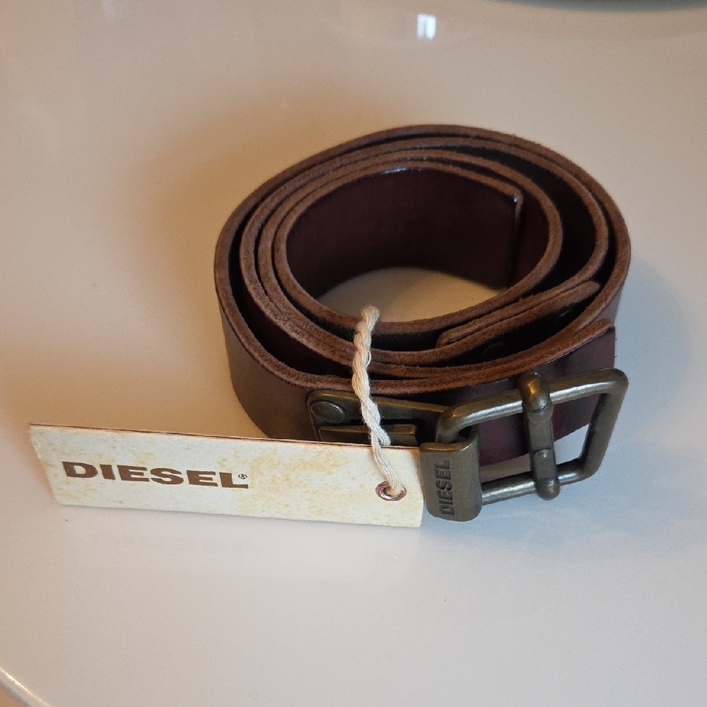 Diesel Brown Leather Bag with Classic Design
